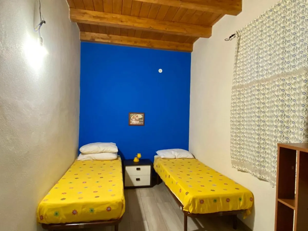Cs Villa Fronte Etna Centuripe Italia